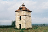 palombière or doves' tower in the Garonne
                        region, S.W. France