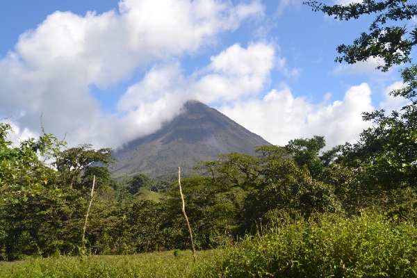 Arenal baby vulkaan