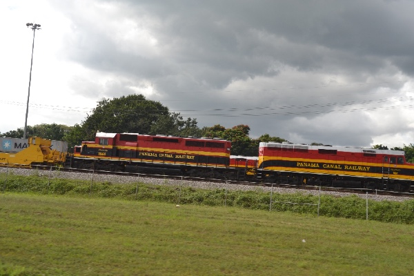 Canal Railway in Panama