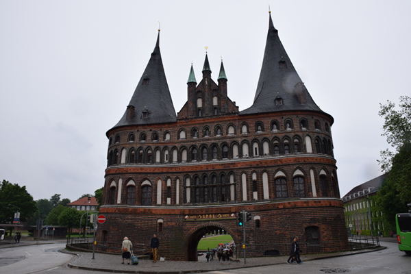 oude stadspoort van Hanzestad Lübeck
