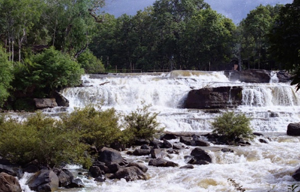 detail of the broad falls