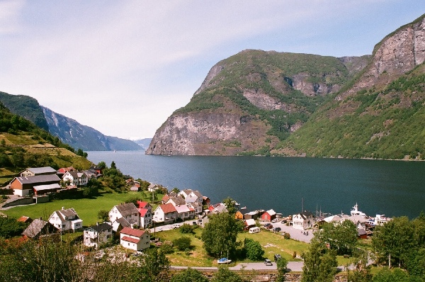 another view of the Aurlandfjord