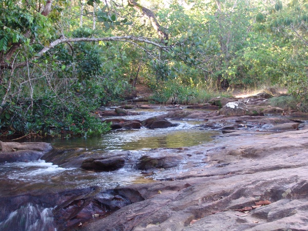 rapids on the rocks before the cachoeira