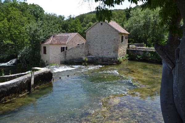 houses with watermill etc.