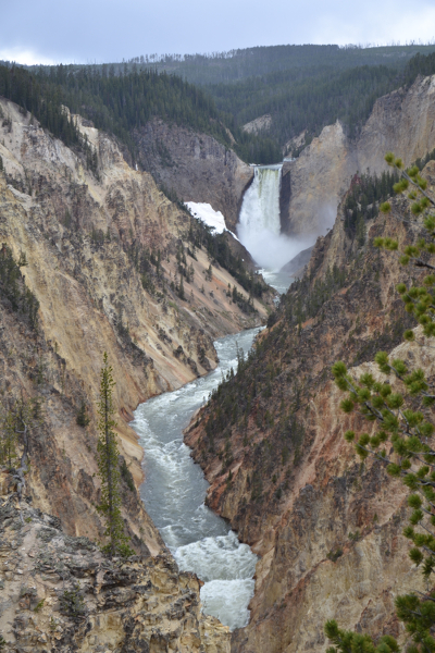Yellowstone Canyon view to the South